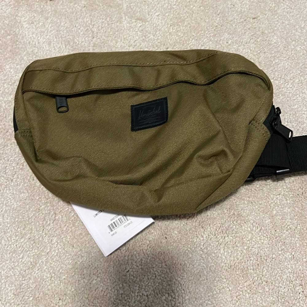Herschel fanny pack